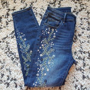 DRIFTWOOD JACKIE HIGH RISE BLUEBERRY BLOSSOM EMBROIDERED JEANS
